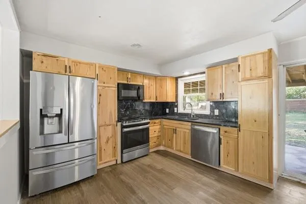 $220,000 | 7835 Donnelly Avenue, Kansas City, MO 64138