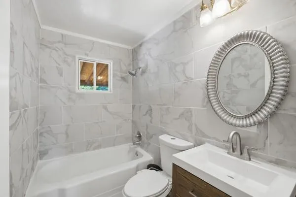 $220,000 | 7835 Donnelly Avenue, Kansas City, MO 64138