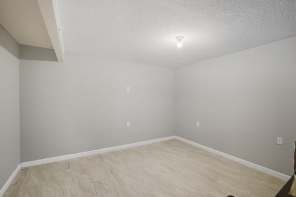 7835 Donnelly Avenue Kansas City, MO 64138 - Photo 27 of 37