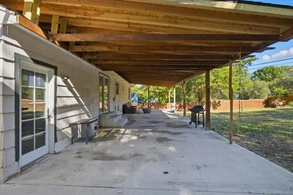 $220,000 | 7835 Donnelly Avenue, Kansas City, MO 64138