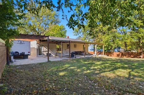 7835 Donnelly Avenue Kansas City, MO 64138 - Photo 29 of 37