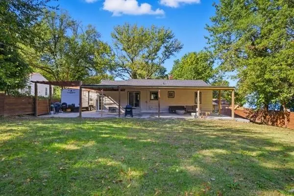 $220,000 | 7835 Donnelly Avenue, Kansas City, MO 64138