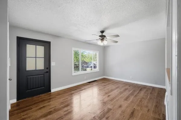 $220,000 | 7835 Donnelly Avenue, Kansas City, MO 64138