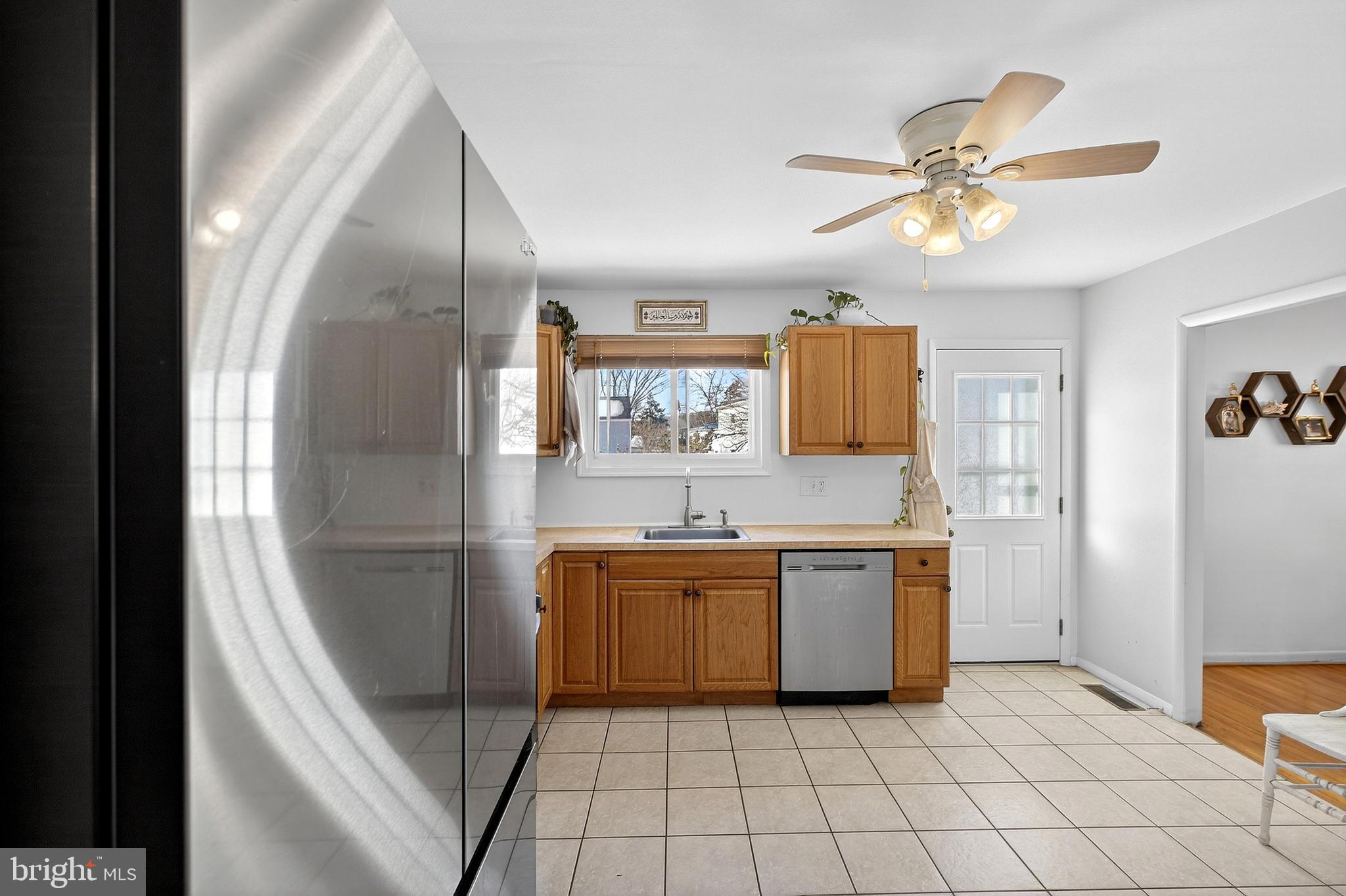 12 Colgate Drive Cherry Hill, NJ 08034 - Photo 12 of 40