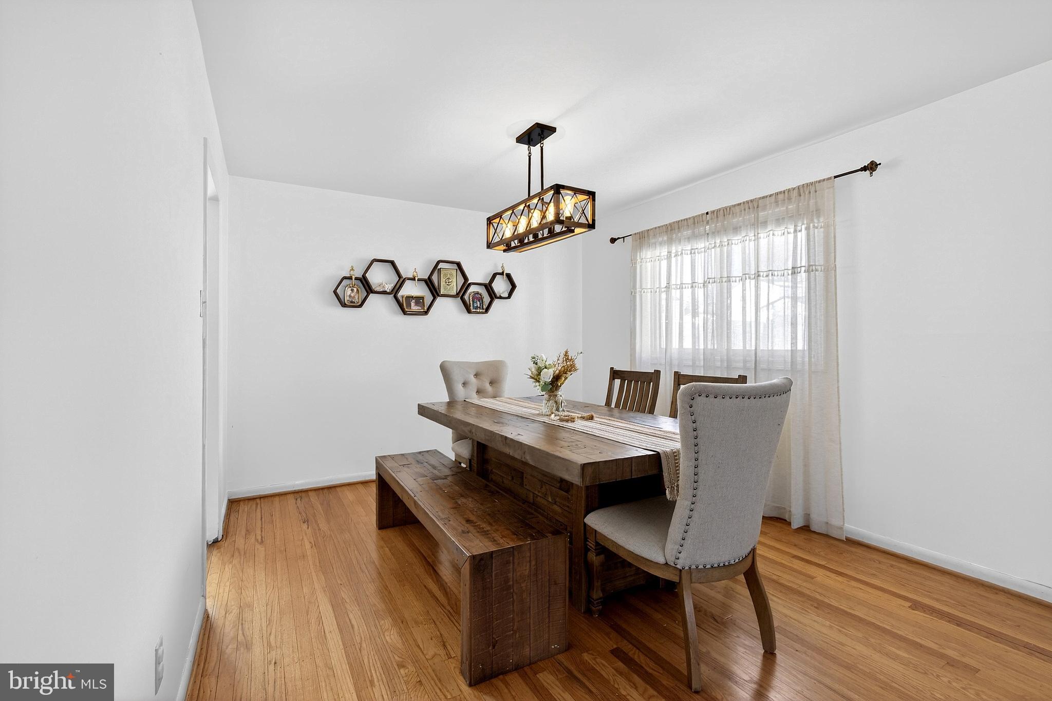 12 Colgate Drive Cherry Hill, NJ 08034 - Photo 10 of 40 Formal Dining Room
