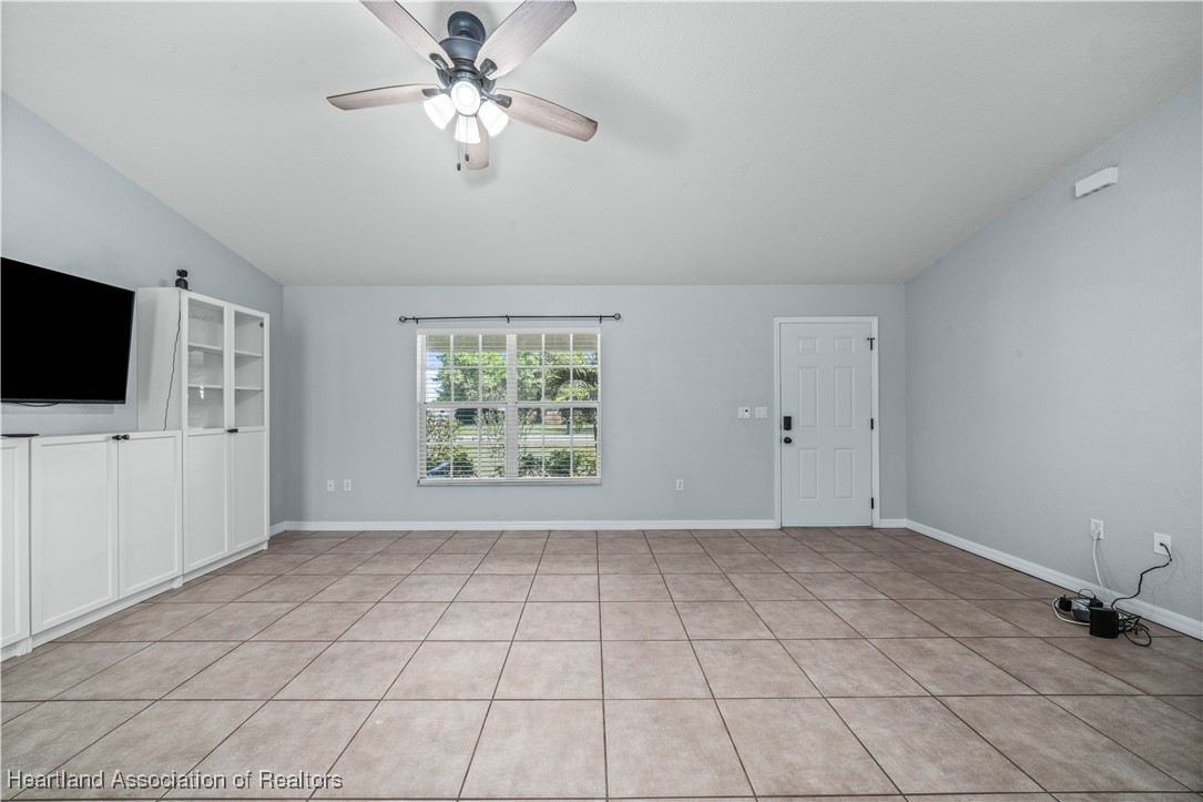 4409 Westminster Road Sebring, FL 33875 - Photo 5 of 47