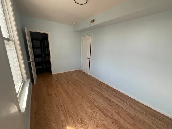 $1,600 | 411 North Hamlin Avenue, Unit 2, Chicago, IL 60624
