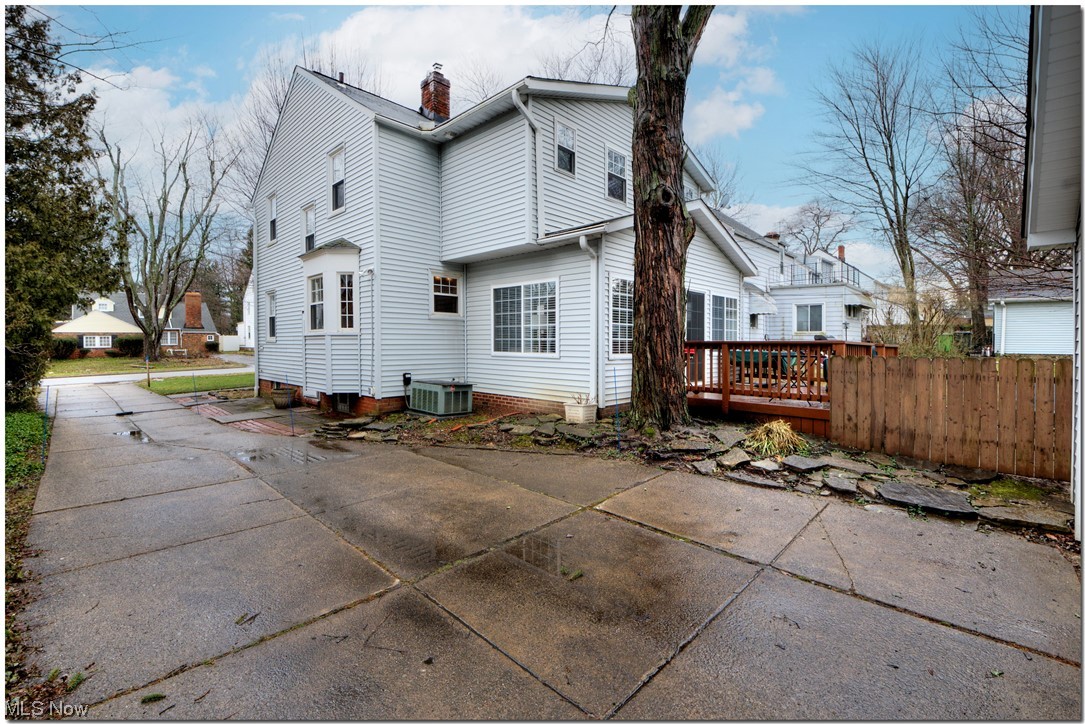 1560 Laclede Road South Euclid, OH 44121 - Photo 17 of 18