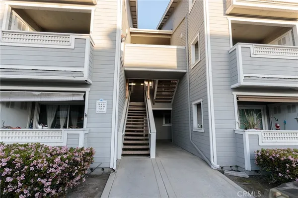 $3,210 | 3500 South Greenville Street, Santa Ana, CA 92704