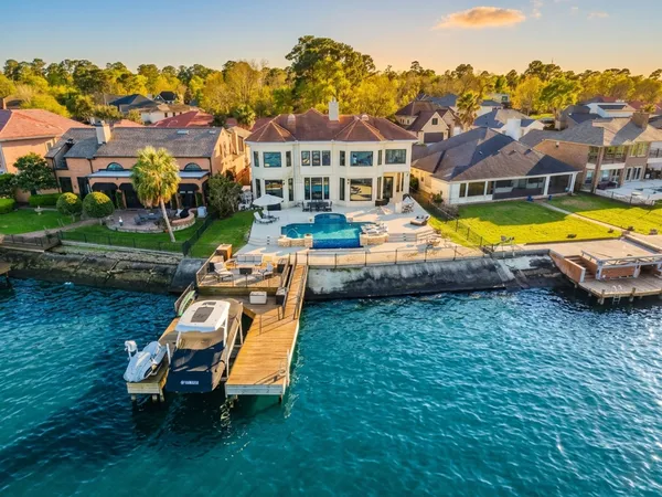 $1,650,000 | 3806 Walden Estates Drive, Montgomery, TX 77356