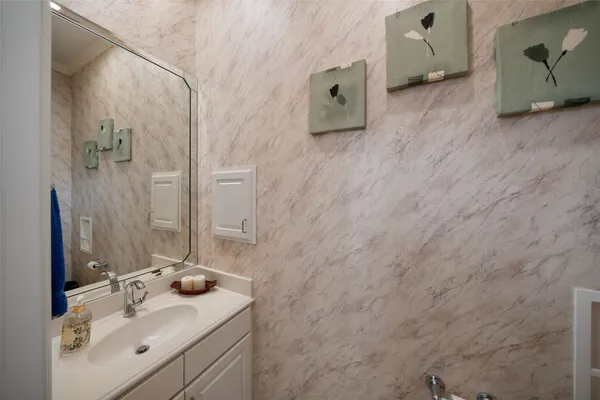 $1,650,000 | 3806 Walden Estates Drive, Montgomery, TX 77356