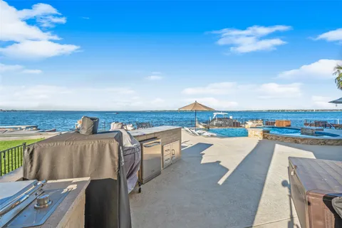 $1,650,000 | 3806 Walden Estates Drive, Montgomery, TX 77356