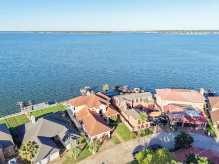 $1,650,000 | 3806 Walden Estates Drive, Montgomery, TX 77356