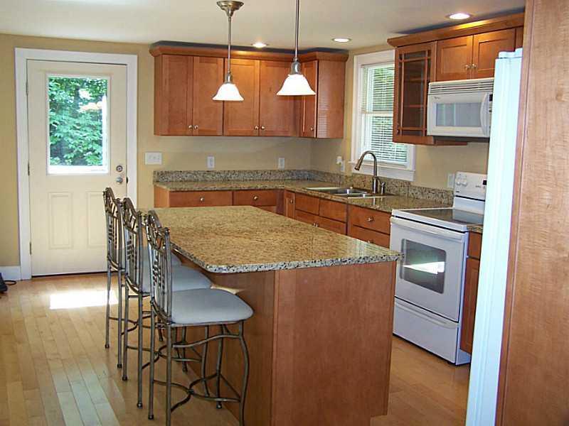 32 Crockett Road Gorham, ME 04038 - Photo 18 of 32 Kitchen.