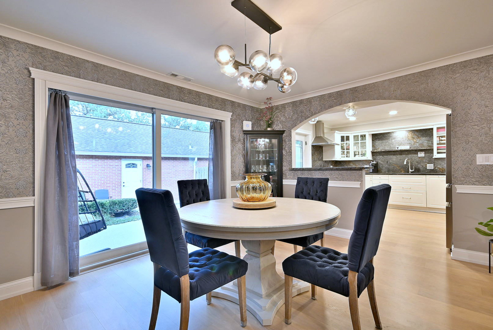5 North Tower Road Oak Brook, IL 60523 - Photo 18 of 52 Gallery Image 18