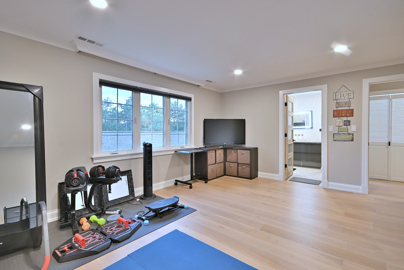 5 North Tower Road Oak Brook, IL 60523 - Photo 46 of 52 Gallery Image 46