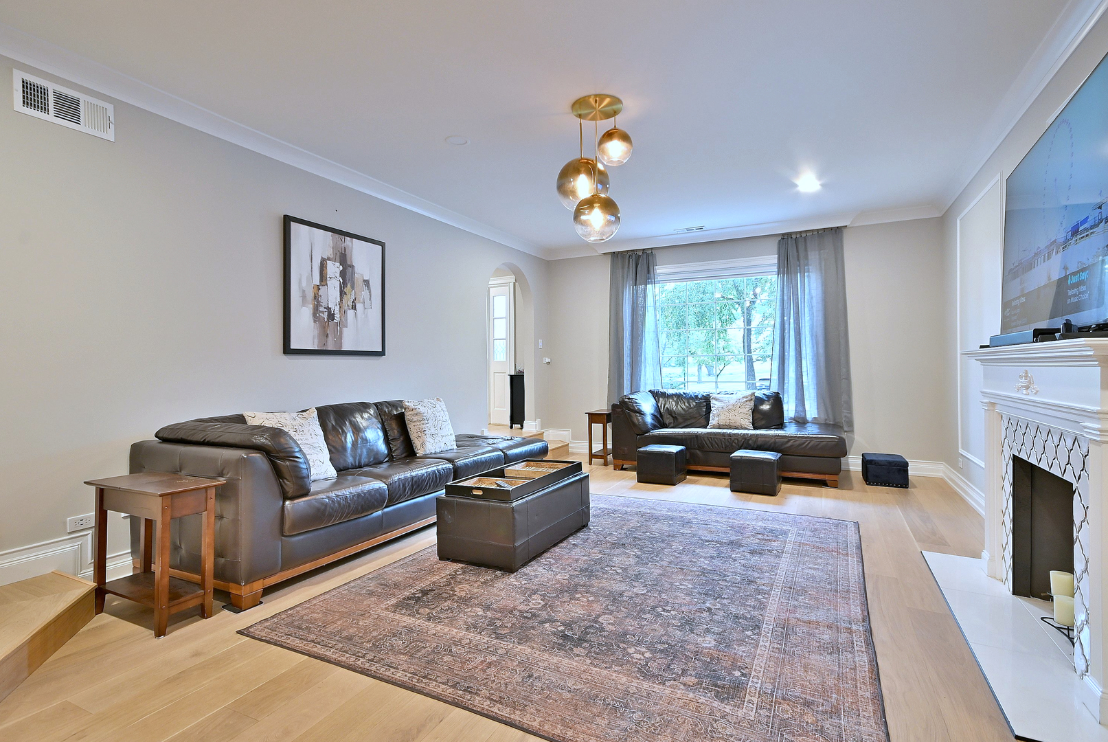 5 North Tower Road Oak Brook, IL 60523 - Photo 9 of 52 Gallery Image 9