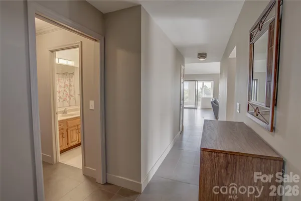 $475,000 | 204 Fleetwood Plaza, Hendersonville, NC 28739