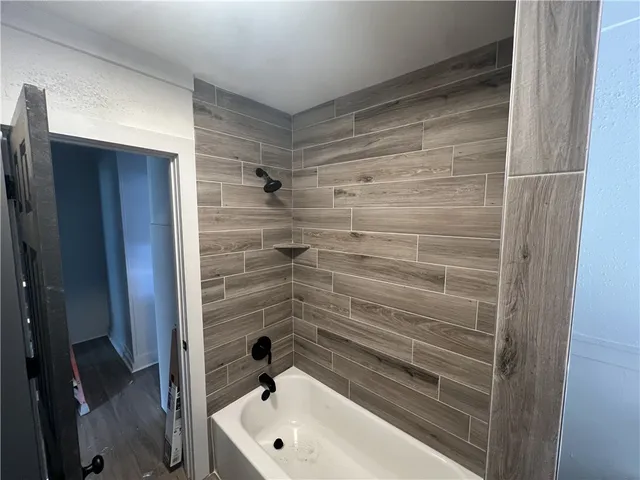 $1,000 | 803 McAlpine Street, Navasota, TX 77868