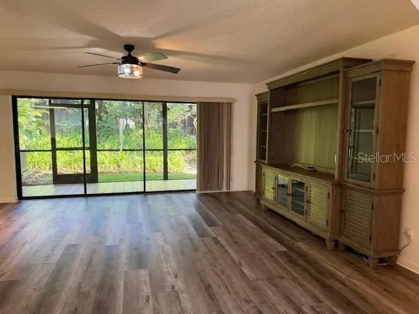 $2,475 | 1913 Whispering Way, Tarpon Springs, FL 34689