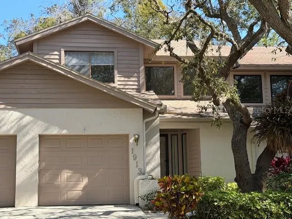 $2,475 | 1913 Whispering Way, Tarpon Springs, FL 34689