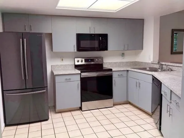 $2,475 | 1913 Whispering Way, Tarpon Springs, FL 34689