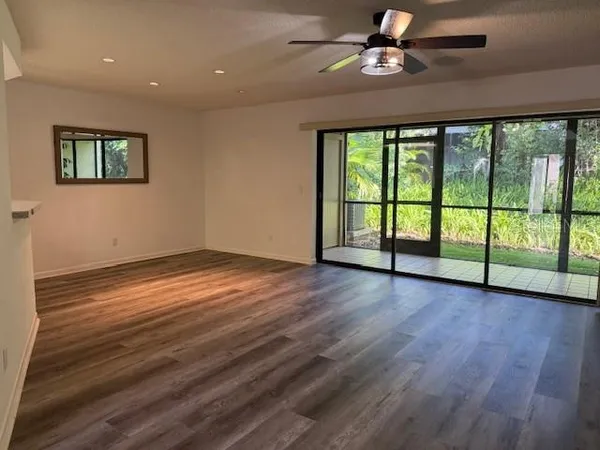 $2,475 | 1913 Whispering Way, Tarpon Springs, FL 34689