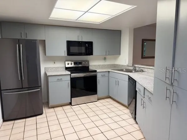 $2,475 | 1913 Whispering Way, Tarpon Springs, FL 34689