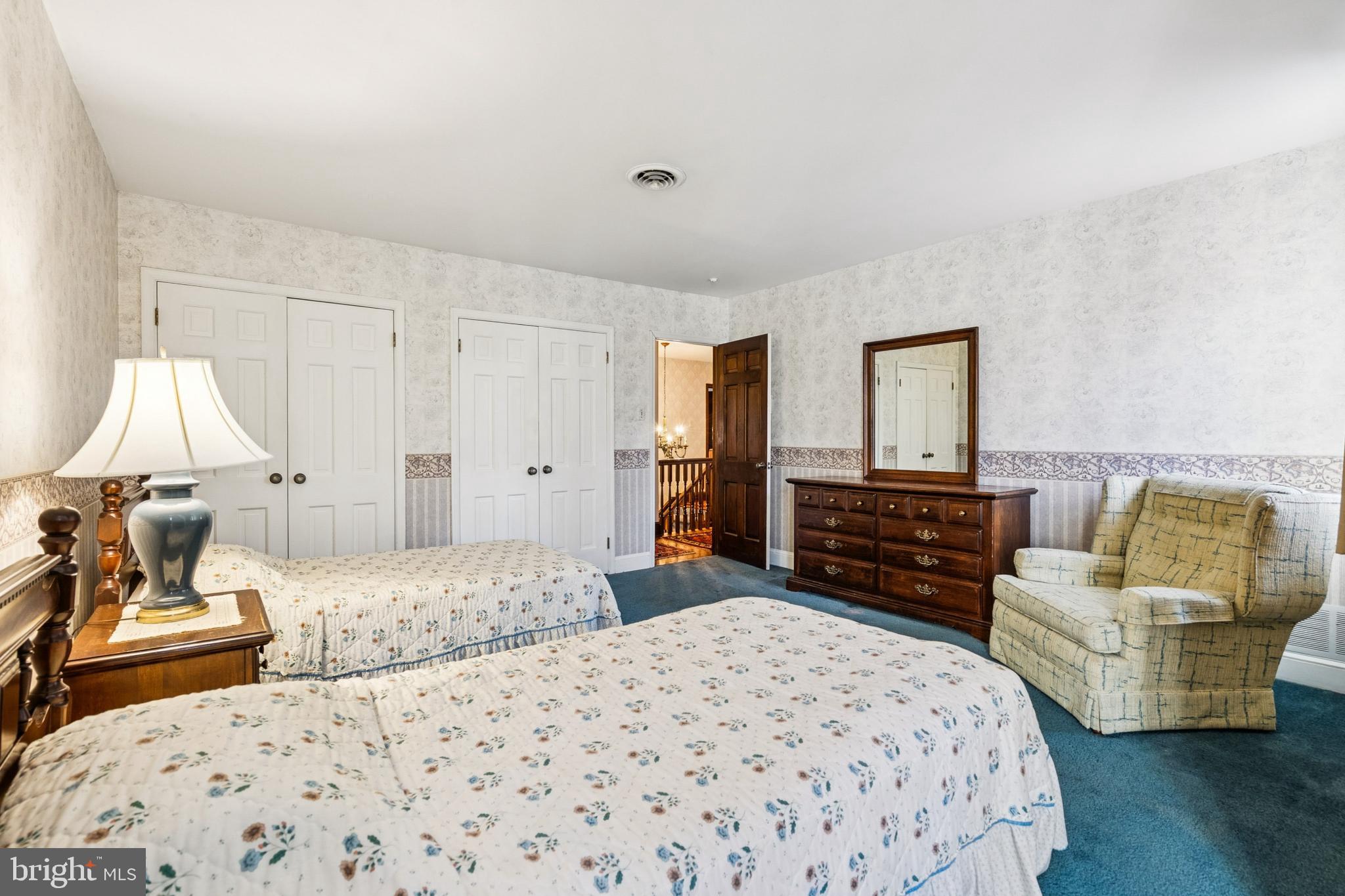 2 Oriole Way Moorestown, NJ 08057 - Photo 19 of 28 a bedroom with a large bed and a couch