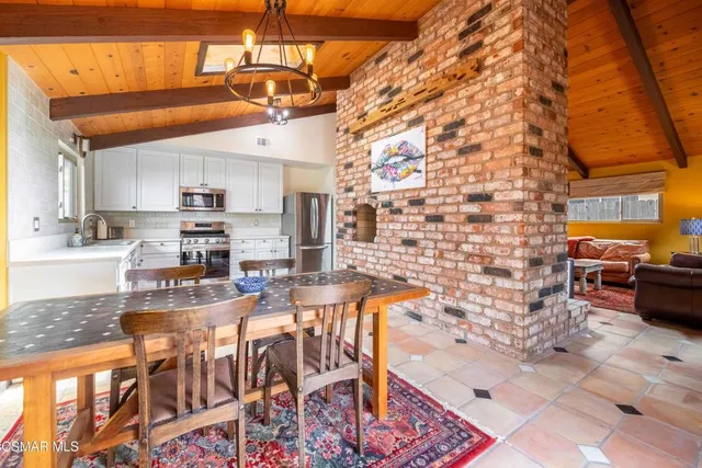 $1,375,000 | 5121 Breakwater Way, Oxnard, CA 93035