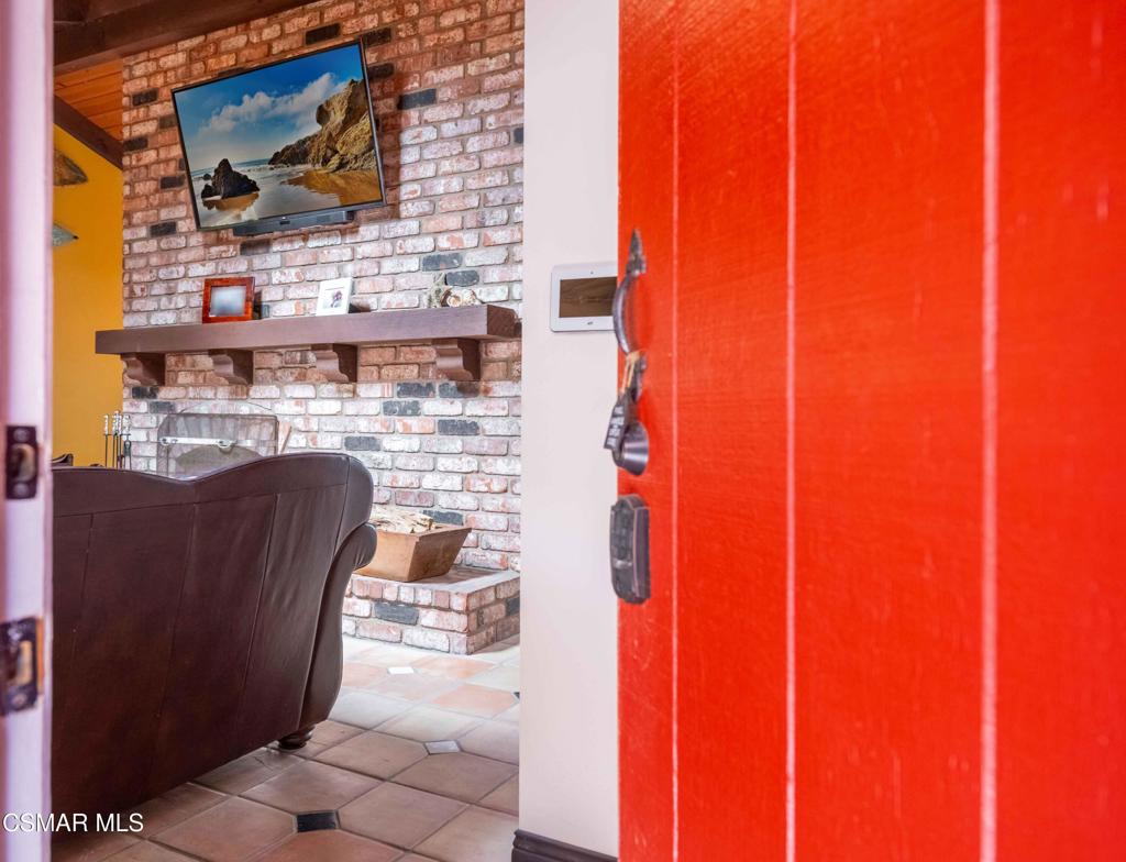 5121 Breakwater Way Oxnard, CA 93035 - Photo 4 of 54