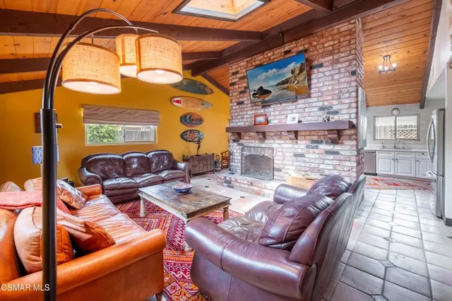 $1,375,000 | 5121 Breakwater Way, Oxnard, CA 93035