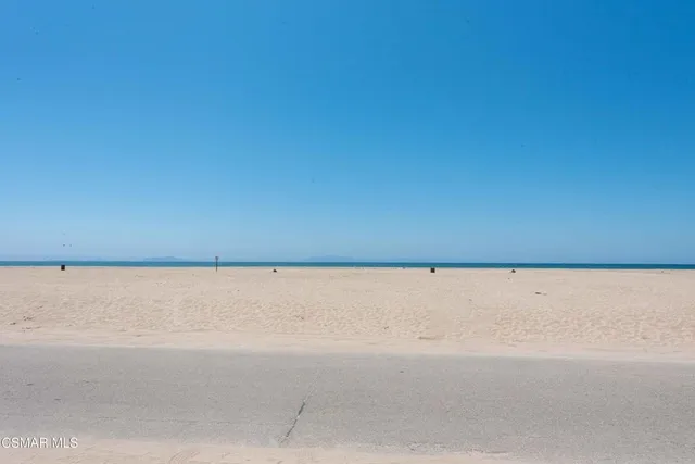 $1,375,000 | 5121 Breakwater Way, Oxnard, CA 93035