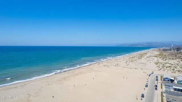 $1,375,000 | 5121 Breakwater Way, Oxnard, CA 93035