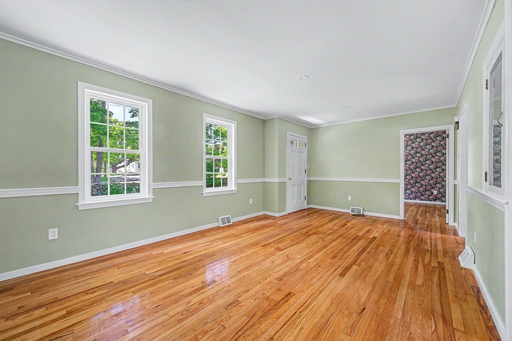 355 Boston Road Sutton, MA 01590 - Photo 18 of 30