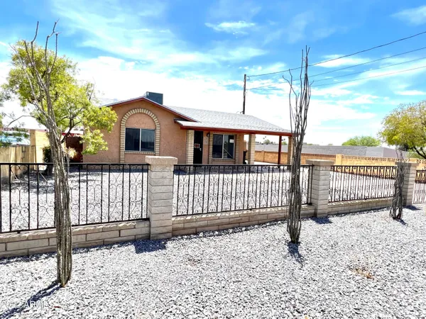 $2,150 | 2235 East Victory Drive, Tempe, AZ 85288