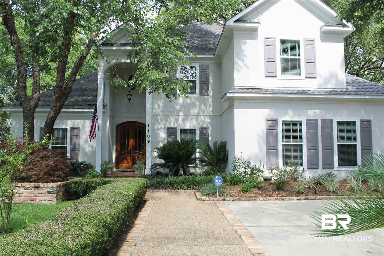 1109 Savannah Drive Mobile, AL 36609 - Photo 1 of 27