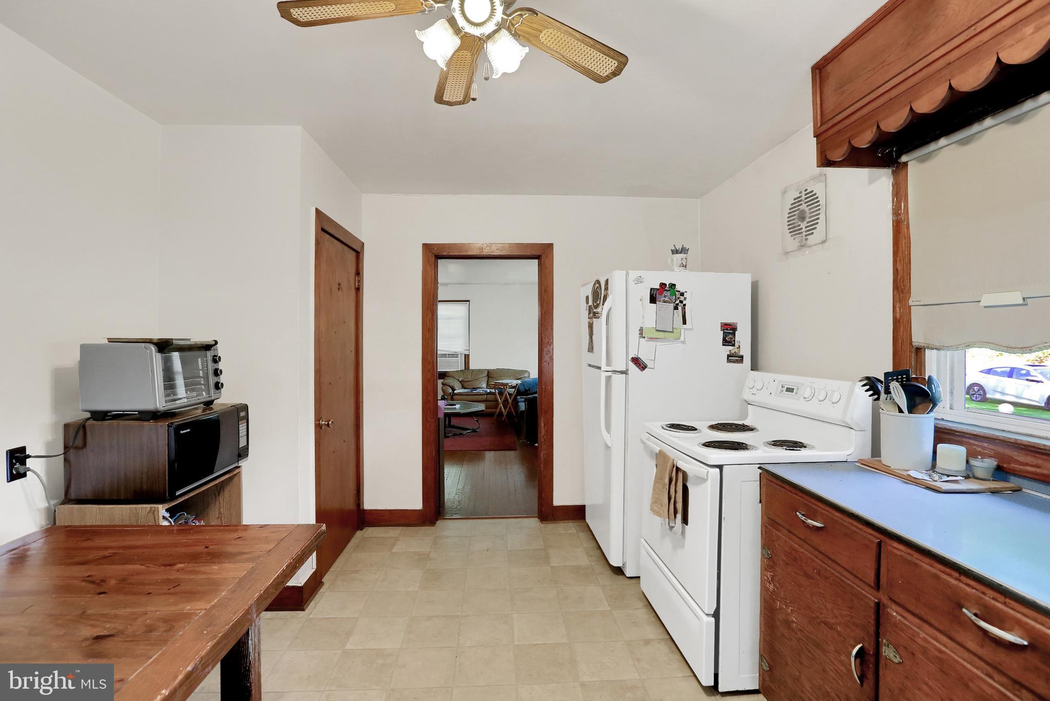 2628 Walnut Bottom Road Carlisle, PA 17015 - Photo 7 of 31 Gallery Image 7
