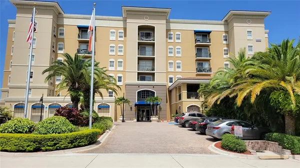 $2,850 | 1064 North Tamiami Trail, Unit 1325, Sarasota, FL 34236