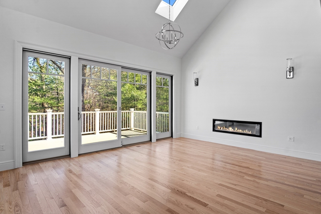 20 Talbot Lane, Unit 20 Reading, MA 01867 - Photo 13 of 38