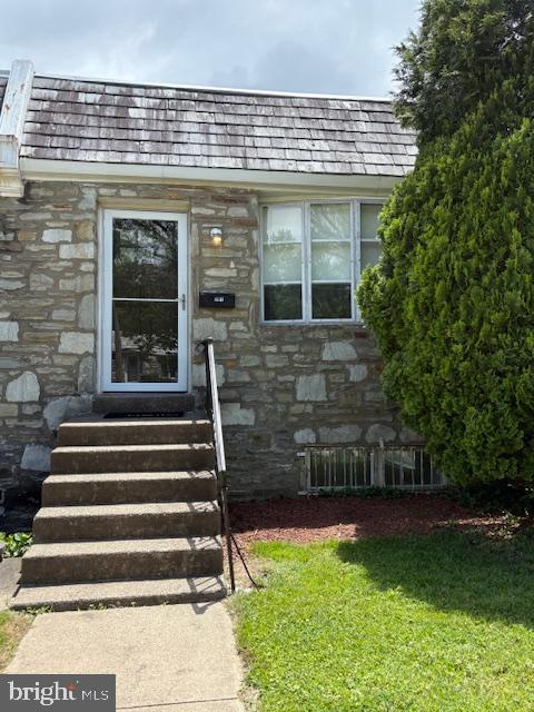 587 Wanamaker Road Jenkintown, PA 19046 - Photo 1 of 22 587 Wanamaker Rd