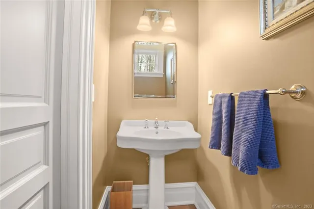 $2,149,000 | 177 Railroad Avenue, Unit C, Greenwich, CT 06830