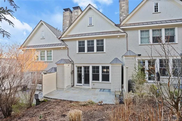 $2,149,000 | 177 Railroad Avenue, Unit C, Greenwich, CT 06830