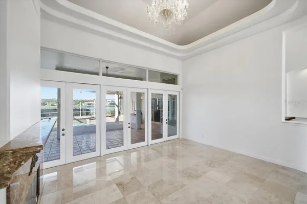 $1,550,000 | 18634 Avenue Capri, Lutz, FL 33558