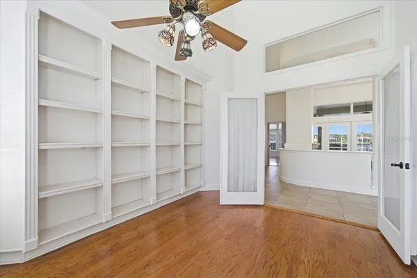 $1,550,000 | 18634 Avenue Capri, Lutz, FL 33558