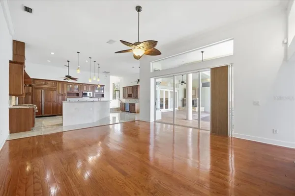 $1,550,000 | 18634 Avenue Capri, Lutz, FL 33558