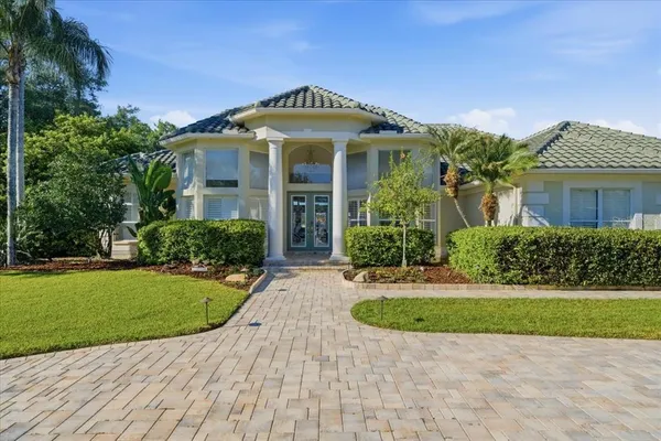 $1,550,000 | 18634 Avenue Capri, Lutz, FL 33558