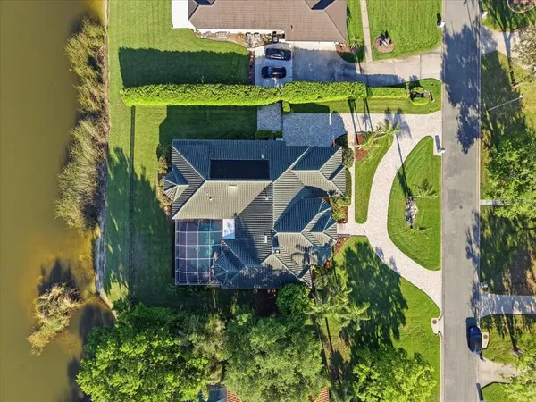 $1,550,000 | 18634 Avenue Capri, Lutz, FL 33558