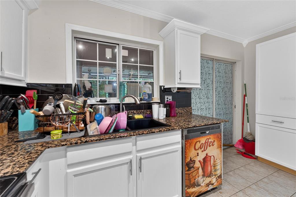 10818 Brickside Court Riverview, FL 33579 - Photo 17 of 46