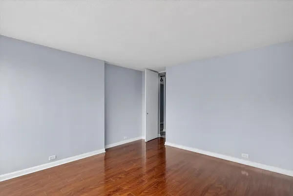 $2,500 | 405 North Wabash Avenue, Unit 3312, Chicago, IL 60611